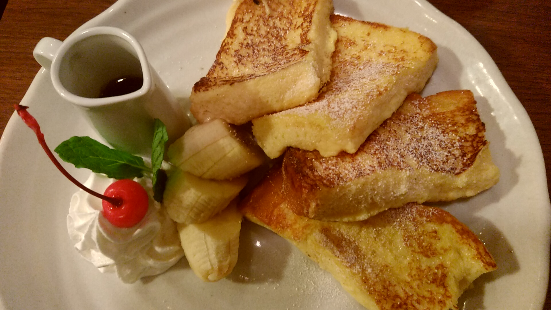 赤羽のトゥモローさんでモーニングを食べてから川口の温泉スパロイヤル川口でのんびりしてきました。