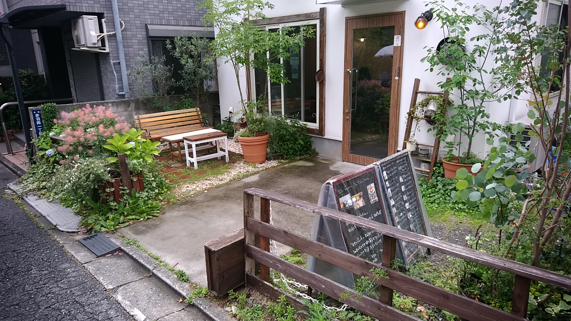 【cafe粉寝】赤羽にある隠れ家カフェ的なcafe粉寝さんでランチを頂きました。