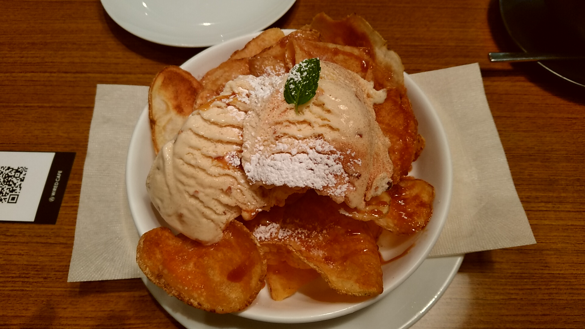 上野駅のワイアードカフェでランチの後は三ノ輪の銭湯でまったり