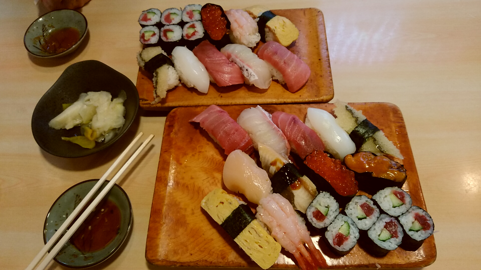 魚がし寿司板橋本店でランチの後は商店街をぶらぶらして銭湯梅の湯さんでお風呂です。