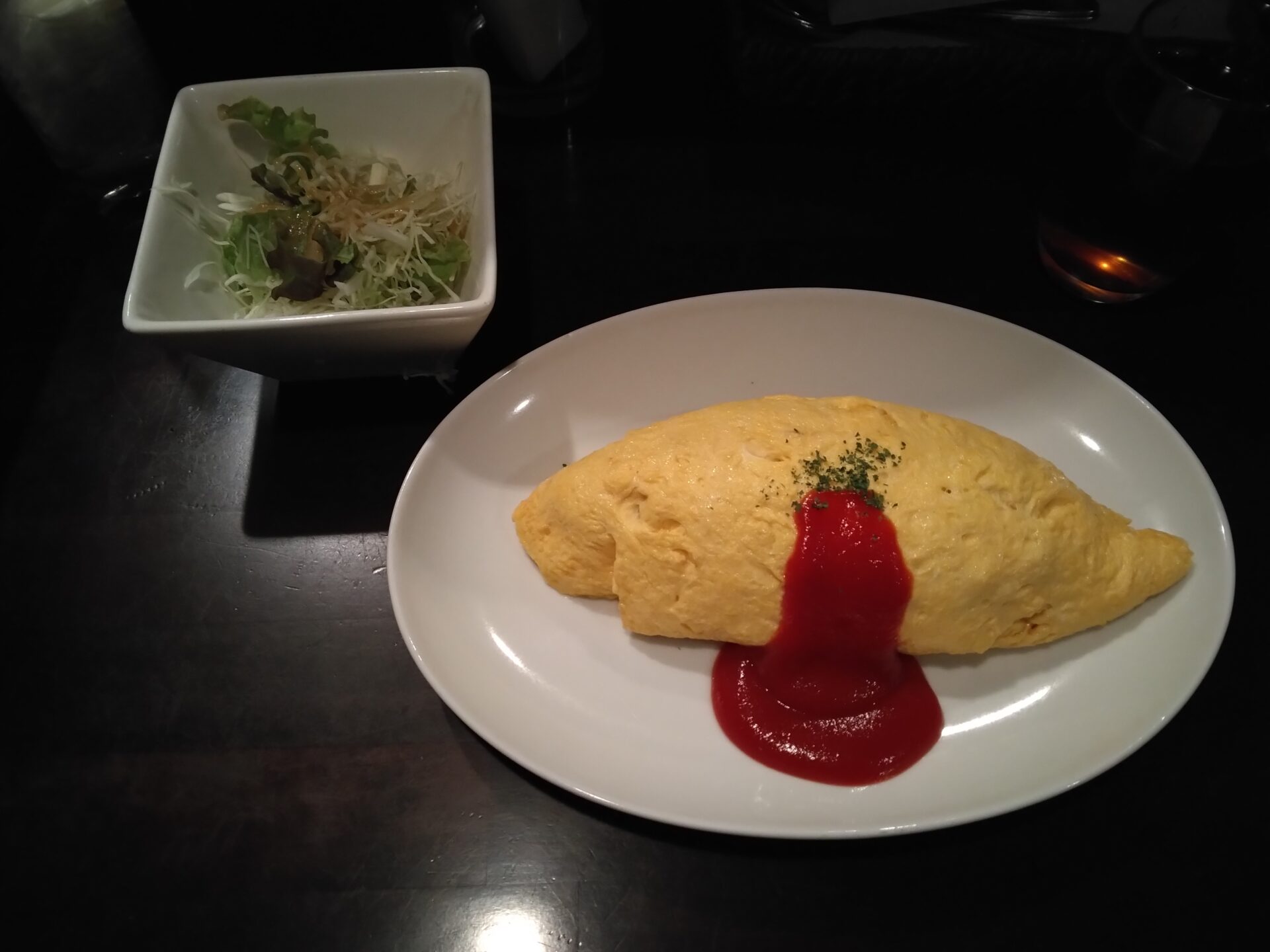 かっぱ橋道具街 包丁を買いに行ったついでに、かっぱ橋道具街にあるオシャレカフェに行ってきました。そこで聞いた素敵お店でランチです。