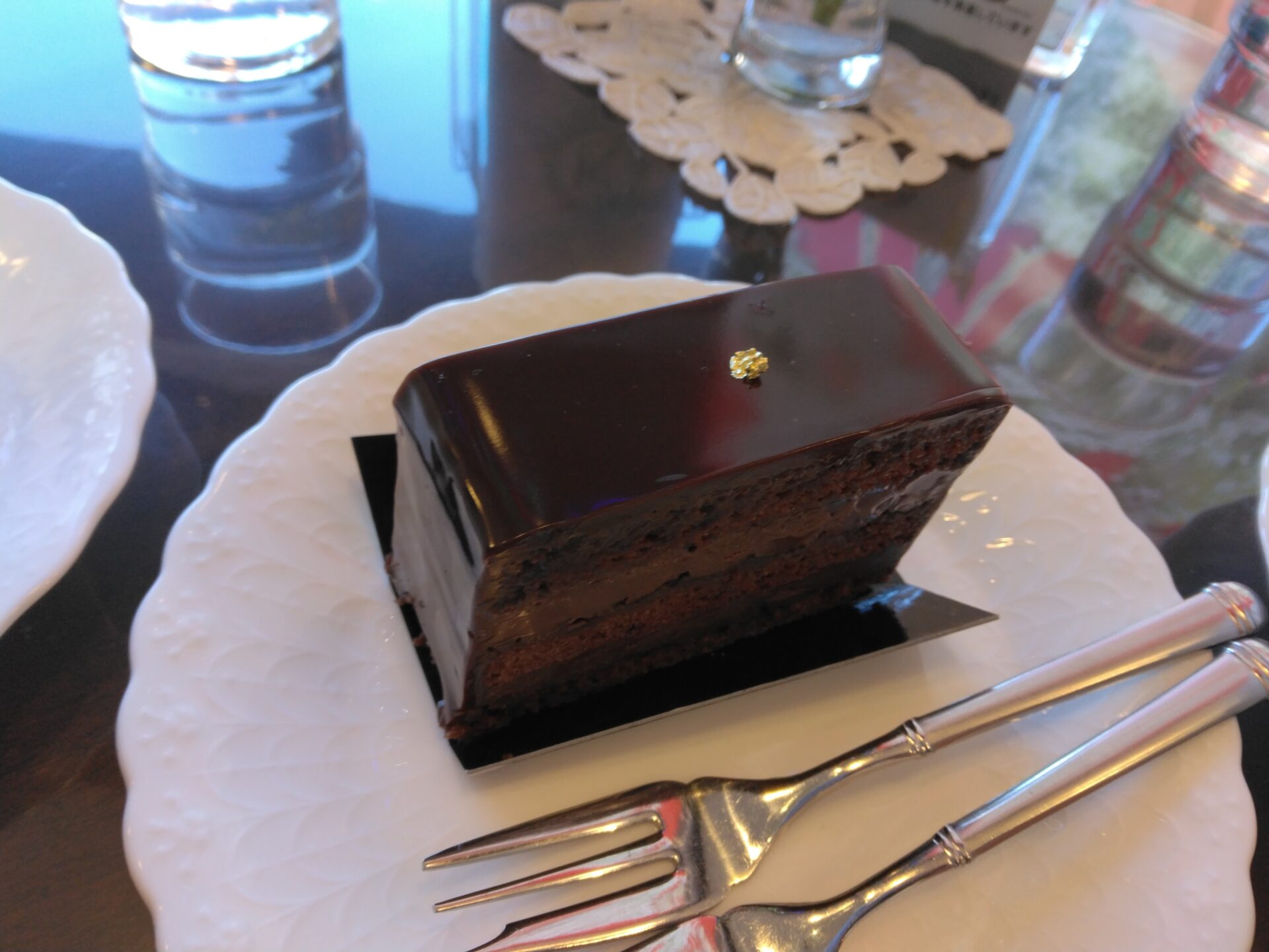 坂戸 中華屋さんでランチです。ランチの後はケーキ屋さんでコーヒーです。坂戸に来たら帰りのランチはこのコースになります。