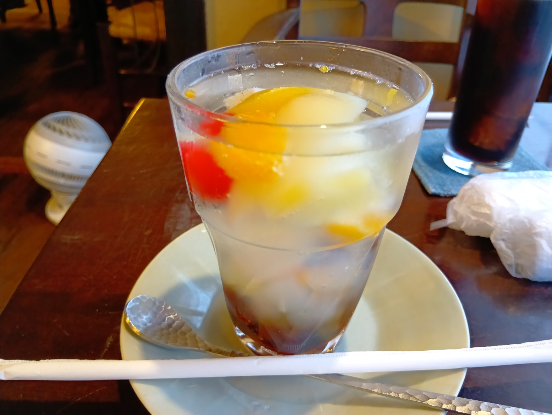 茶房 糸屋 武蔵五日市の沢戸橋の近くにある黒茶屋や水の音さんの仲間たちです。糸屋さんは黒茶屋さんの門の入口手前に入口があります。 250823144711227