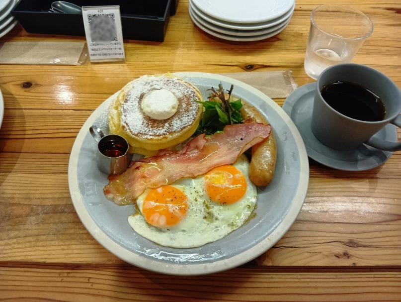 東京駅　WK2　東京駅で乗り換えなのでWK2さんのパンケーキプレートモーニングを食べてきました。