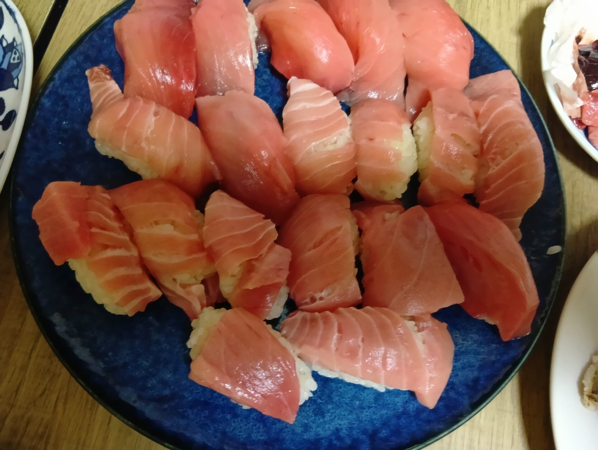 【一般客　買い物】船橋市場へ買い出し＆朝ごはん満喫コース！絶品マグロやカマスをおうちで堪能